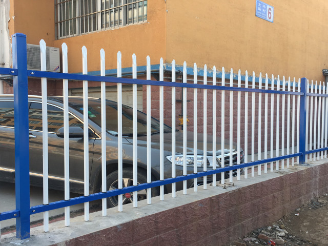 鋅鋼護(hù)欄 鋅鋼護(hù)欄