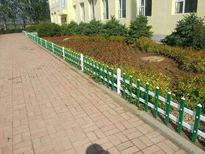塑料草坪護欄圖片2